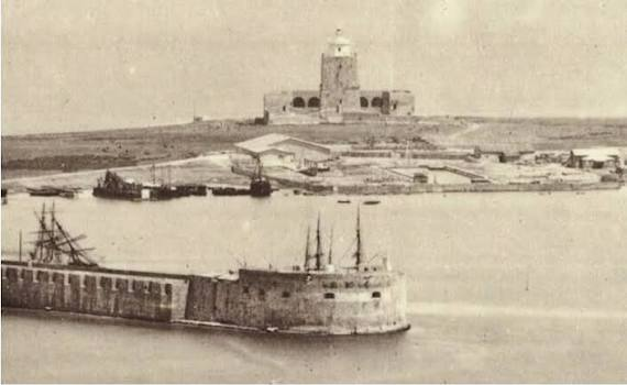 Forte San Salvatore e Zona Falcata in una fotografia storica